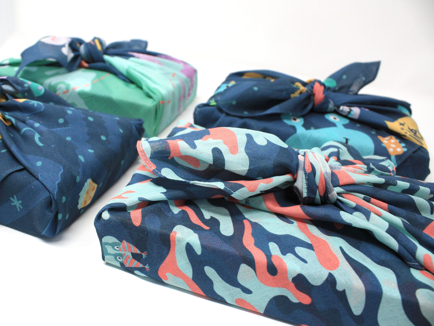 Set of 4 kids reusable fabric gift wrap - medium 53cm